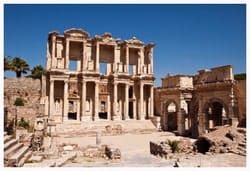 Izmir is a city on Turkey’s Aegean coast. Known as Smyrna in antiquity, it was conquered by Alexander the Great and the Ottoman Empire, and retains landmarks from its long, rich history