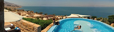 It is located on the northern shores of the Dead Sea at the lowest point on Earth, the Movenpick Dead Sea deluxe resort is built in a traditional village style and offers luxurious rooms.