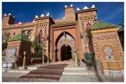 The Riad Kalaa was built in 1815 in the heart of the ramparts of the medina only a few steps away from the ocean. This Kasbah converted into a hotel and has undergone a thorough and lengthy restoration, using artisan workmanship traditional to Morocco.