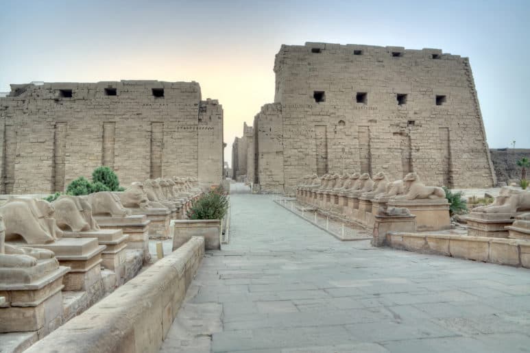 Bejárat a karnaki templomhoz, Luxor, Egyiptom