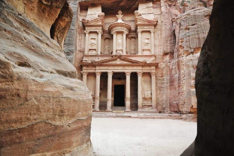 Al Khazneh - The treasury of Petra ancient city, Jordan