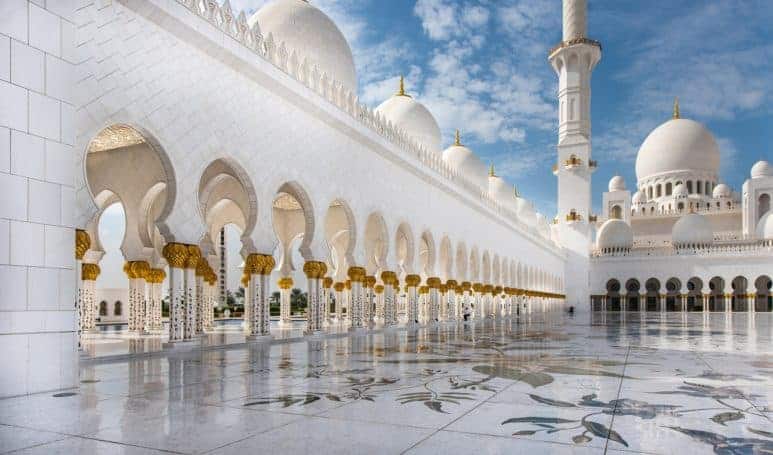 Sheikh Zayed Mosque in Abu Dhabi